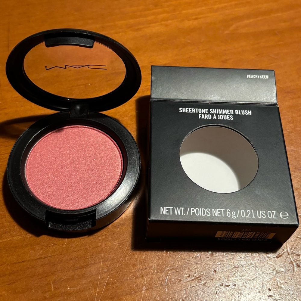 MAC Sheertone Shimmer Blush Peachykeen - Picture 6 of 16